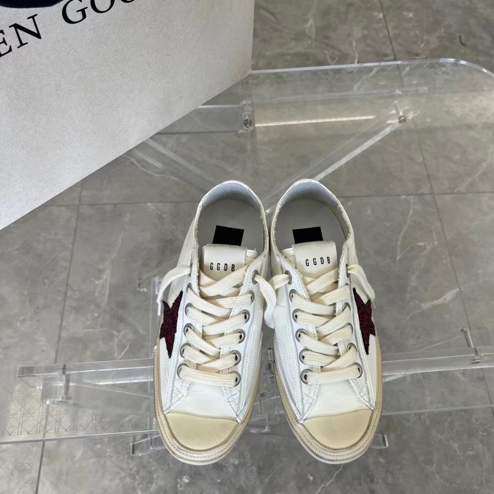 Golden Goose fashion casual shoes - Picture 3 of 4